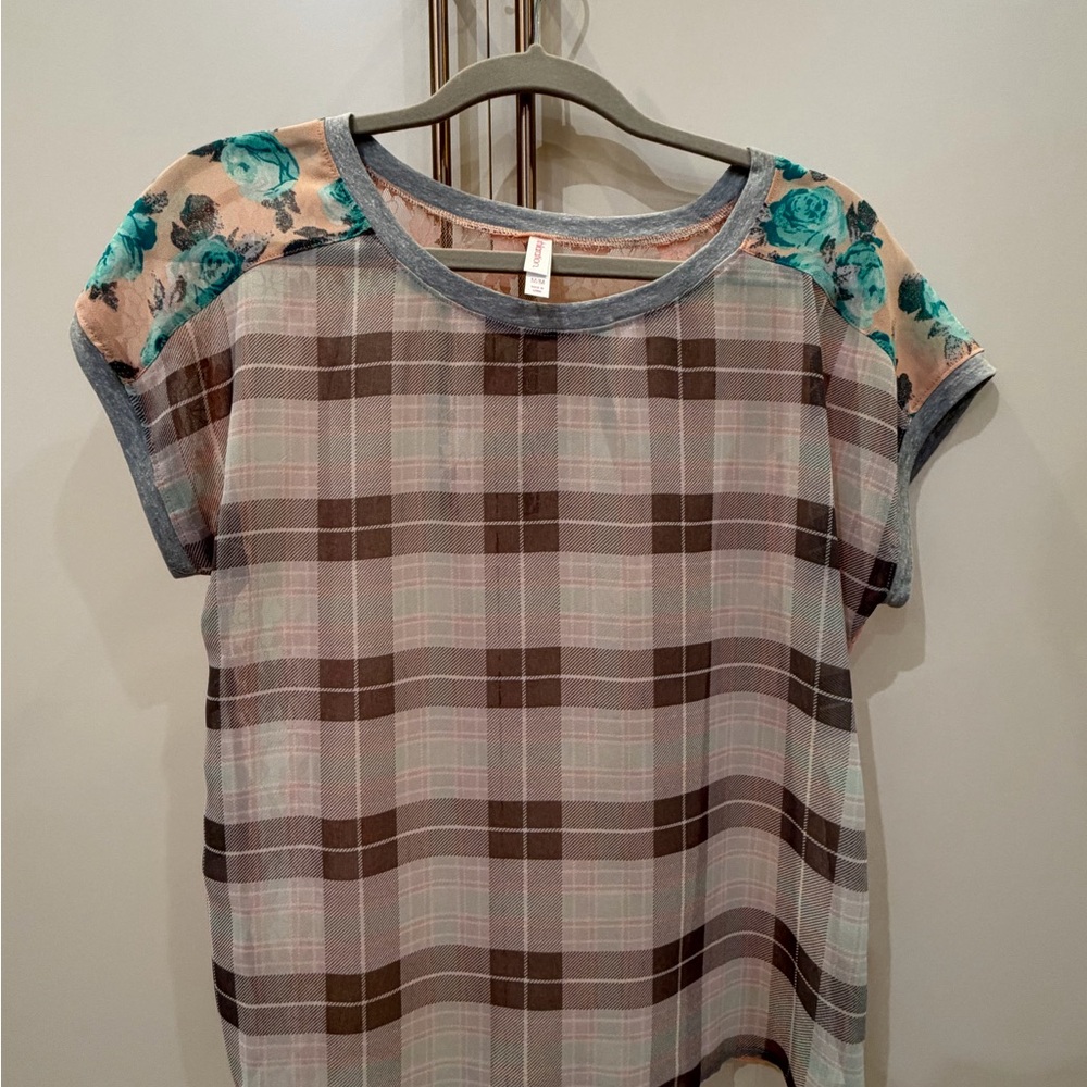 Xhilaration Short Sleeve Top - Brown Plaid with Blue Floral